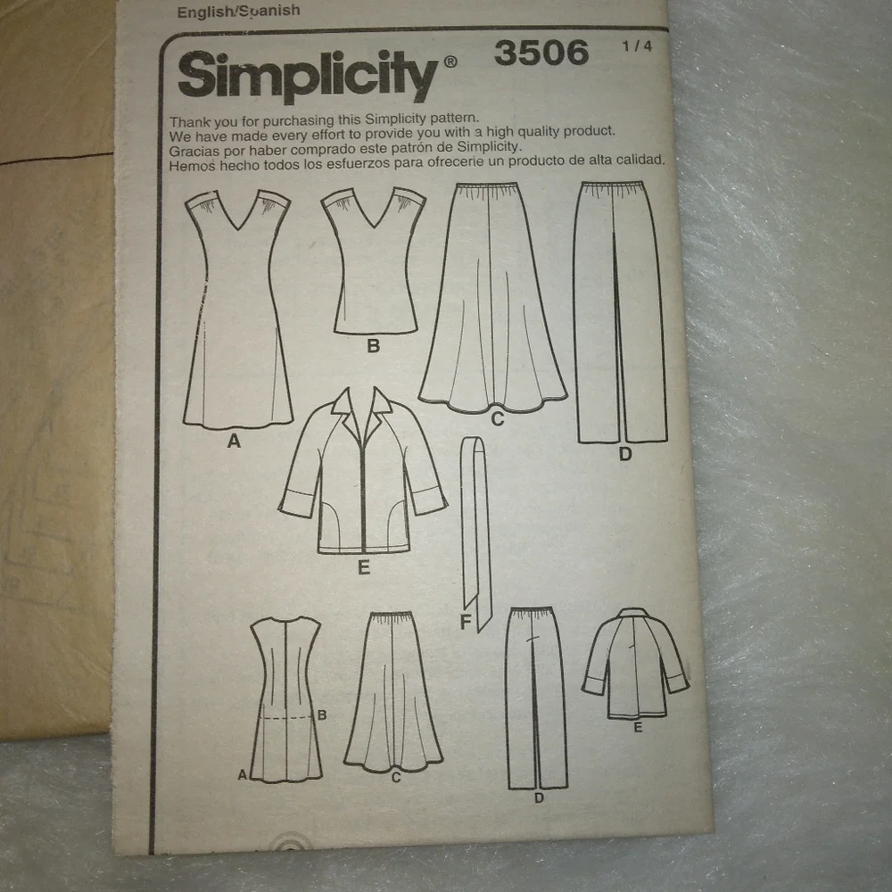 SIMPLICITY 3506 sz 10-18 Easy to sew Dress Skirt top Pants Sash